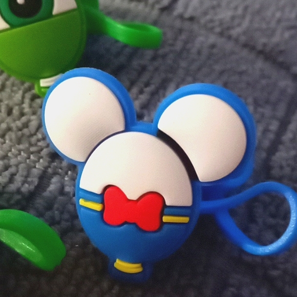 5 DISNEY STRAW/PENCIL TOPPERS - Picture 3 of 7